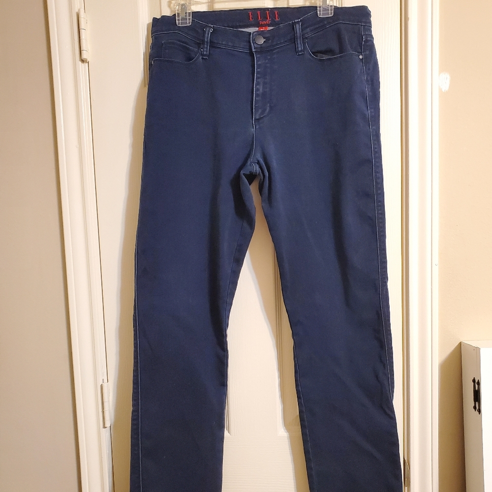 Ellie Paris blue jeans